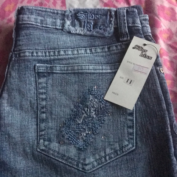 Awesome Bling jeweled Silver KISS boot cut jeans!! - Picture 2 of 8